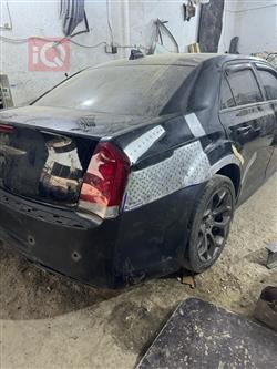 کرایسلەر 300
